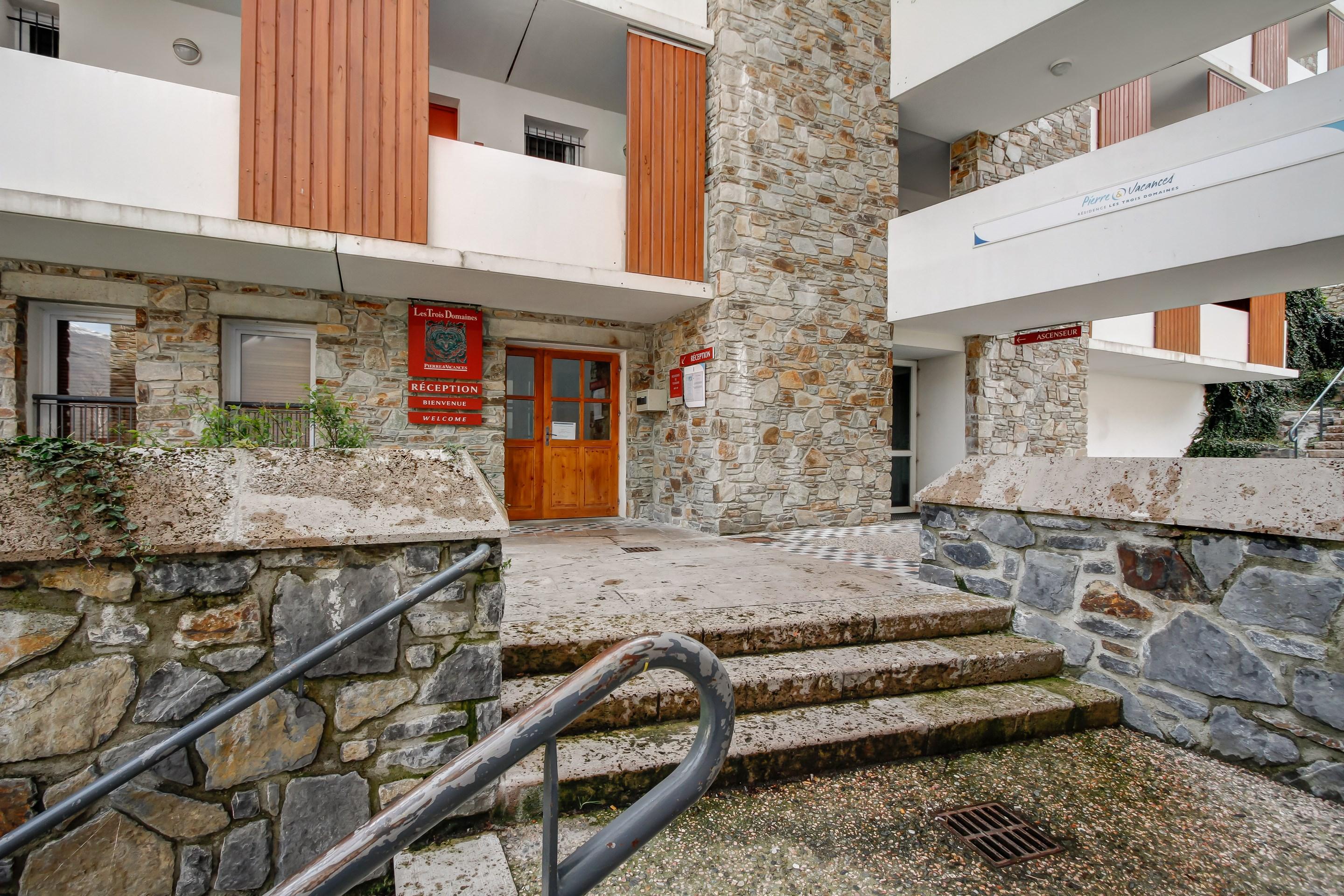 Pierre & Les Trois Domaines Aparthotel