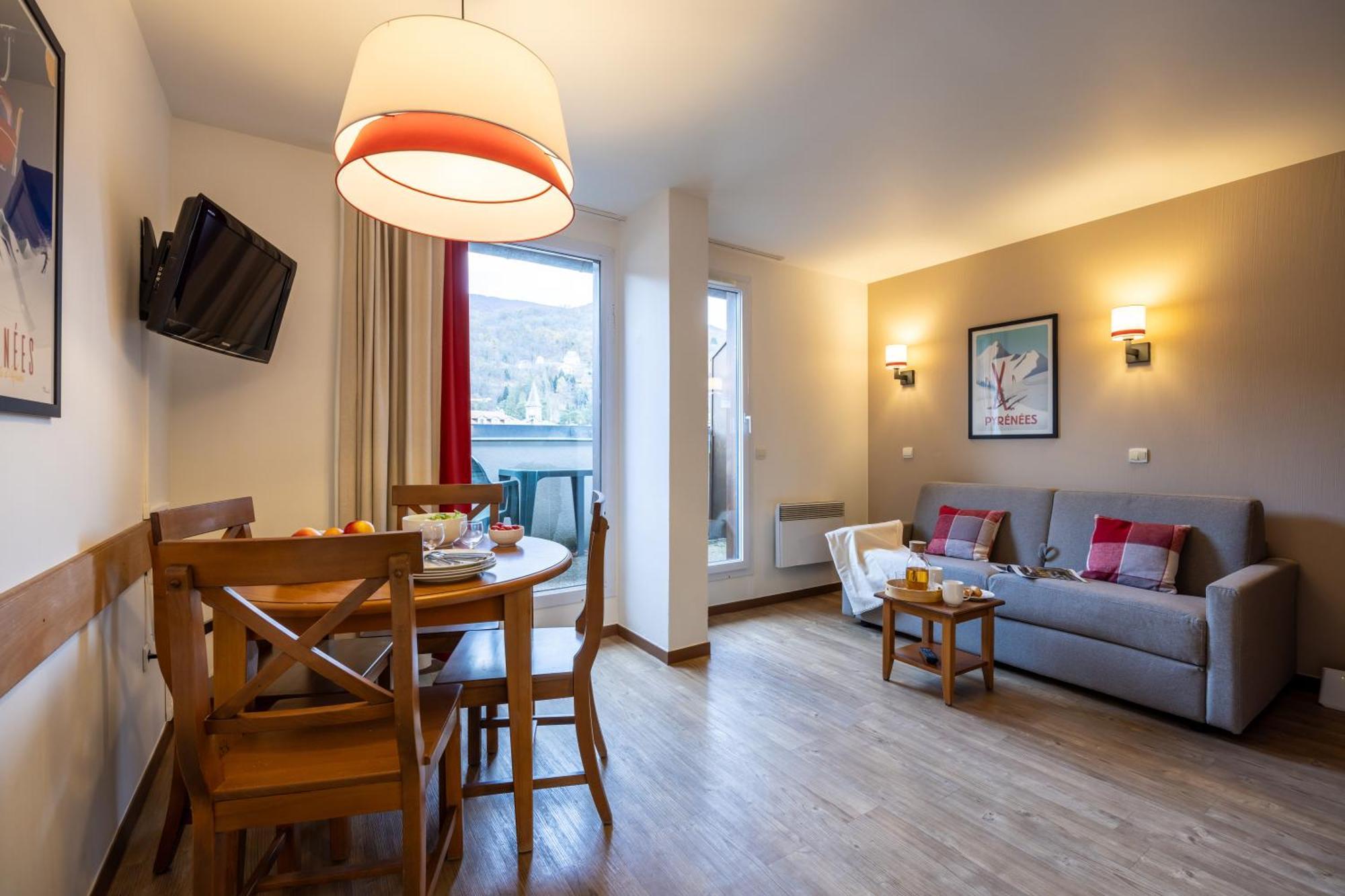 Pierre & Les Trois Domaines Aparthotel