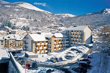 Aparthotel Pierre & Les Trois Domaines Ax-les-Thermes